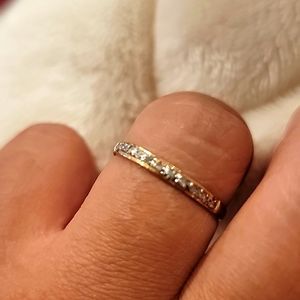 Solid gold wedding band